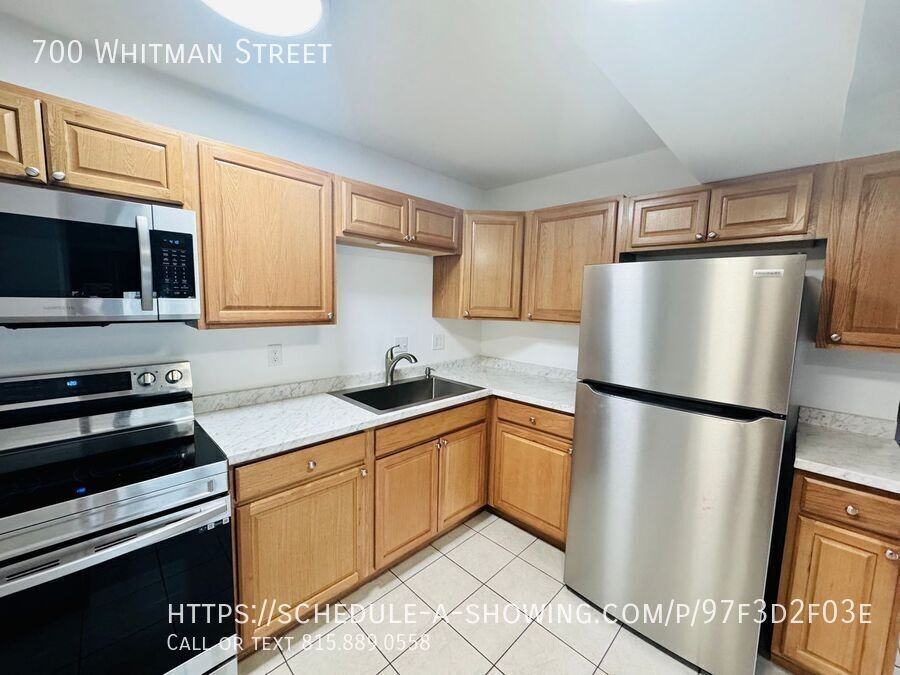 700 Whitman St - Photo 7 of 16