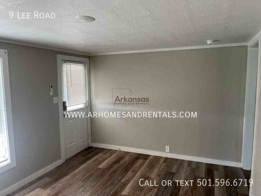 9 Lee Rd - Photo 4 of 10