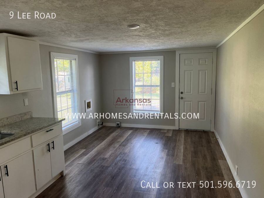 9 Lee Rd - Photo 6 of 10