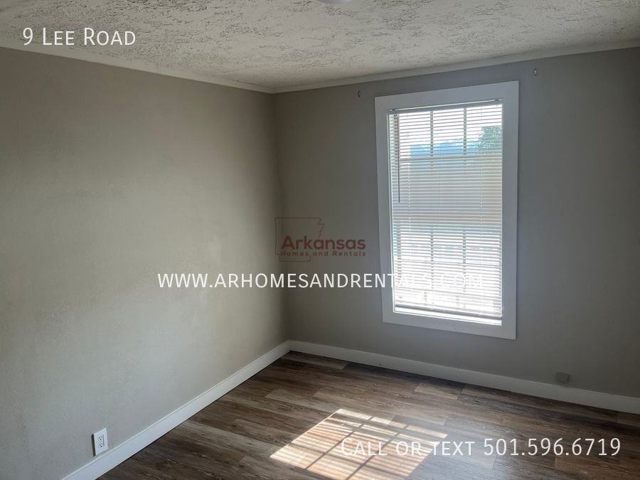 9 Lee Rd - Photo 7 of 10