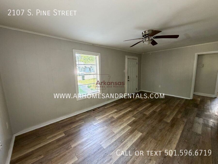 2107 S Pine St - Photo 2 of 27
