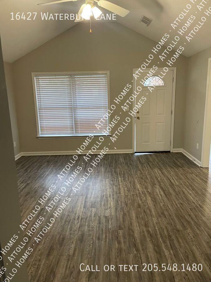 16427 Waterbury Ln - Photo 3 of 21