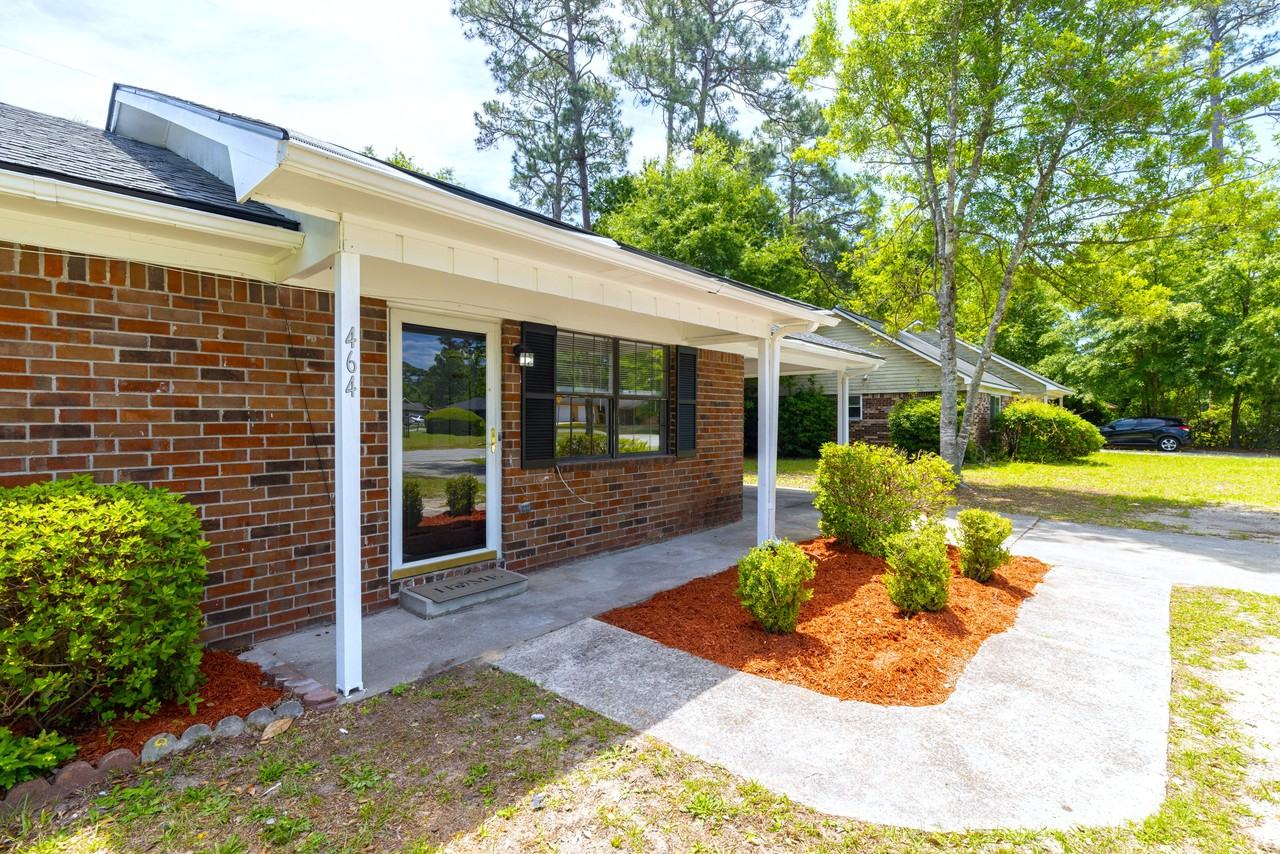 464 Elm St #NA - Photo 3 of 26