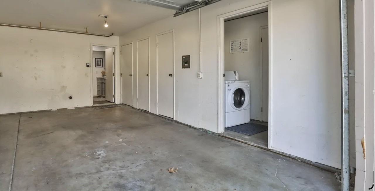 1039 Mohr Ln Apt C #NA - Photo 3 of 20