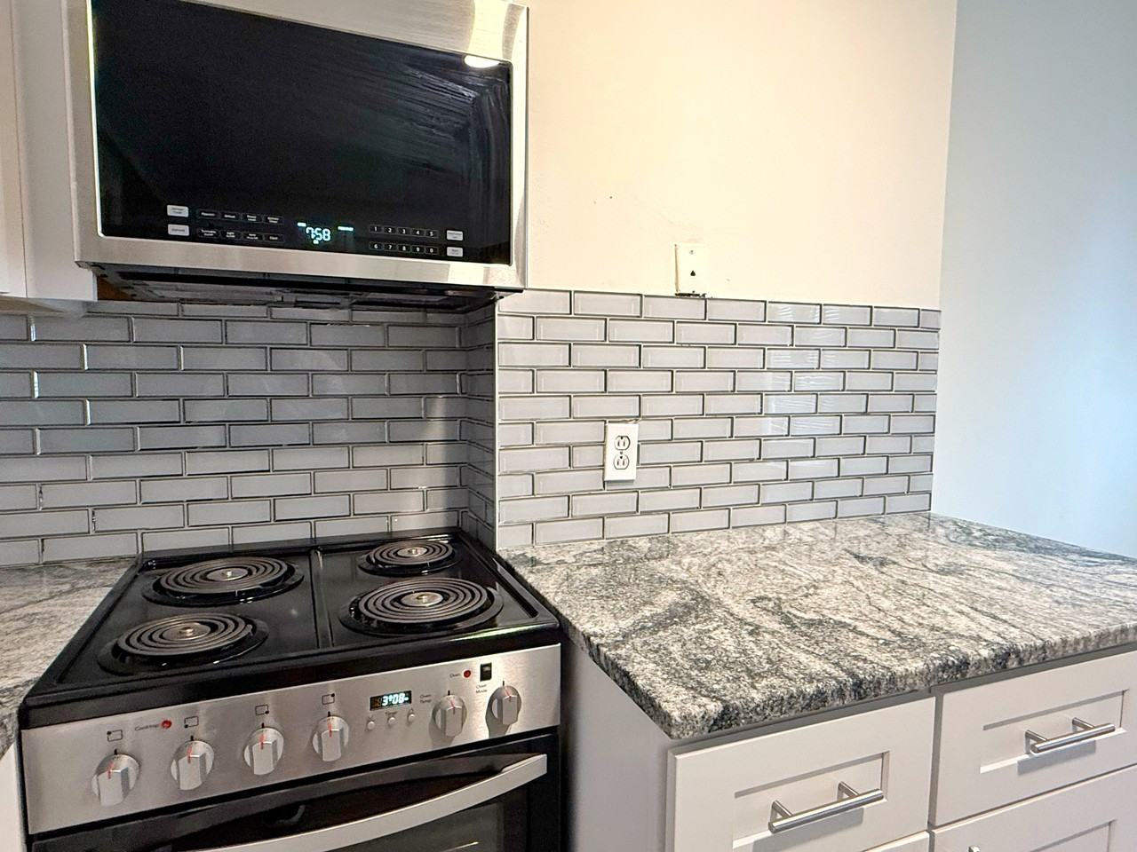 1413 S 4th St #1 - Photo 2 of 27