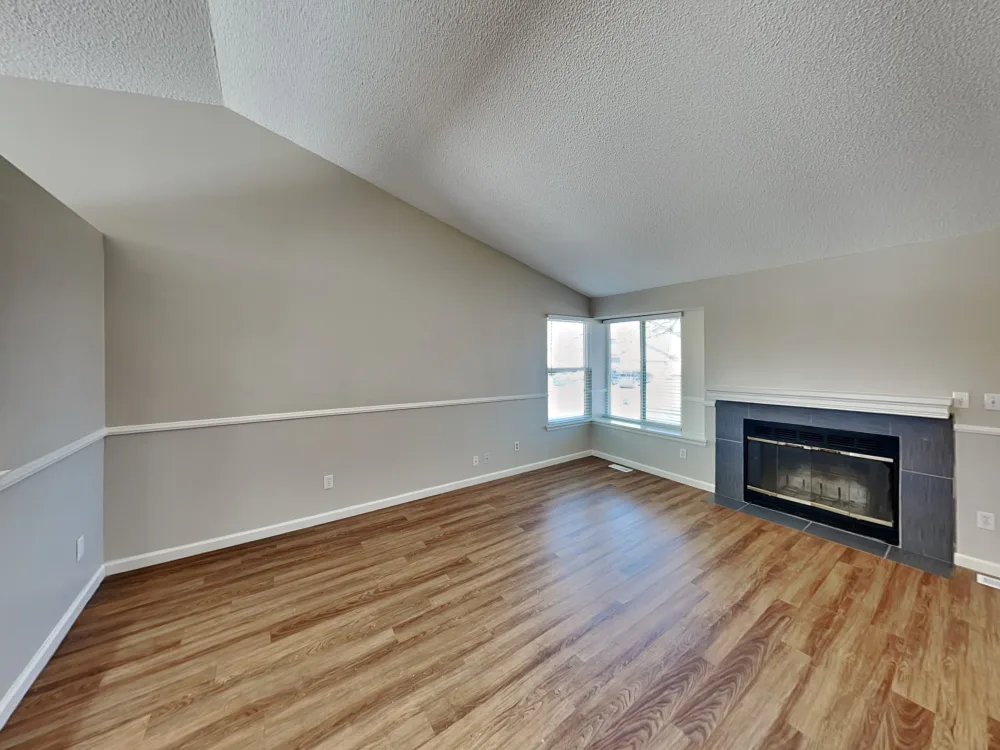 4862 S Dunkirk Way #NA - Photo 2 of 12
