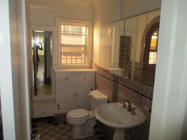 1088 S Redondo Blvd #1088 - Photo 5 of 5