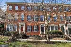 featured image of 13002 Town Commons Dr