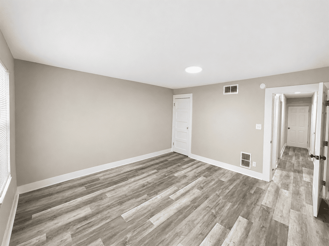 159 Grove Ave #159 - Photo 7 of 13
