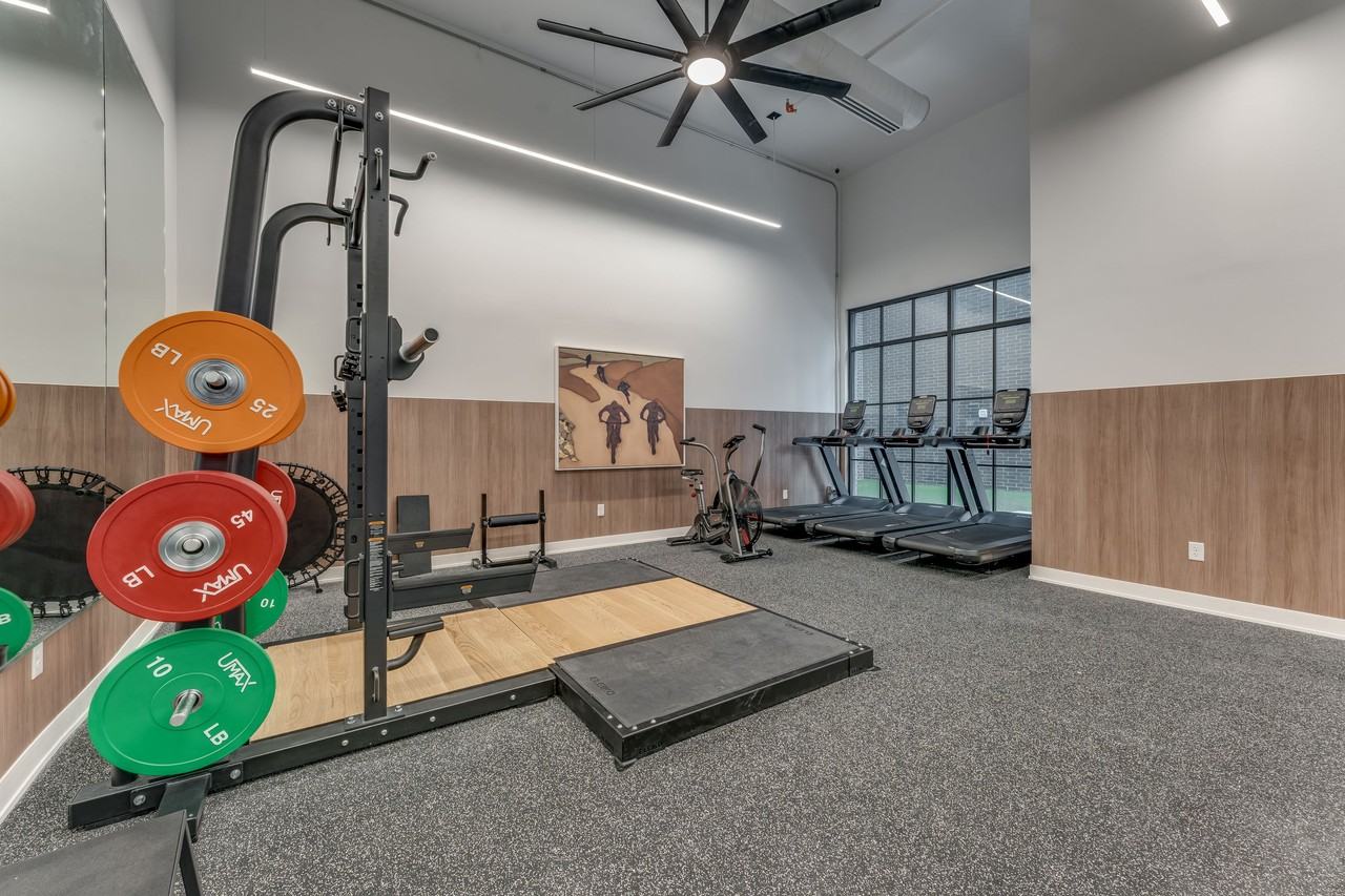 Lumen Luxury Lofts - Photo 5 of 31