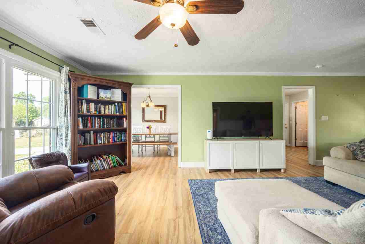 7649 Northfield Dr #NA - Photo 5 of 20