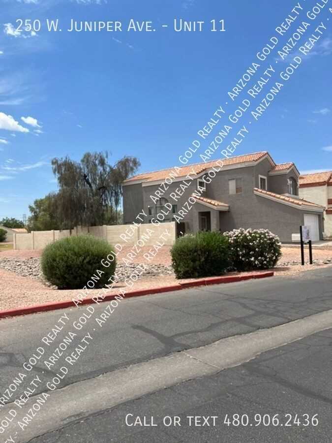 250 W Juniper Ave #11 - Photo 3 of 24