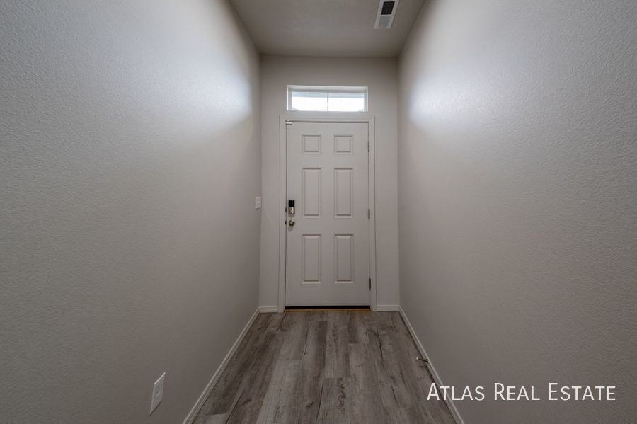 12713 Lignite Dr - Photo 2 of 27