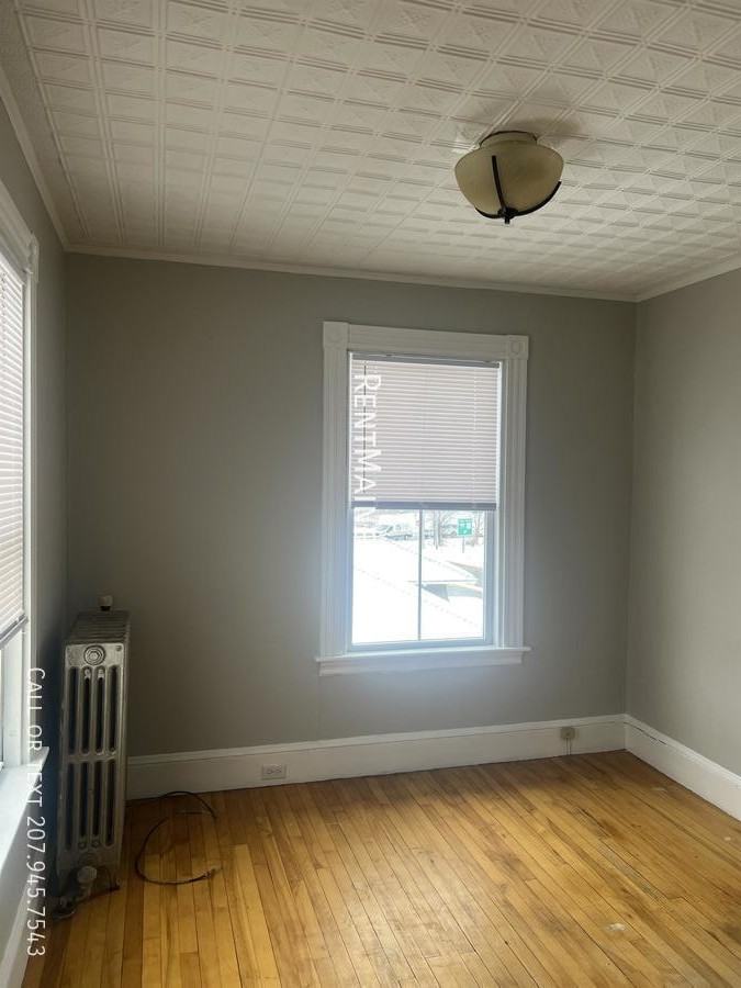 591 Main St #12 - Photo 4 of 10