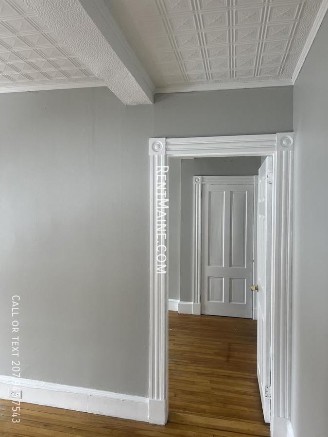 591 Main St #12 - Photo 5 of 10