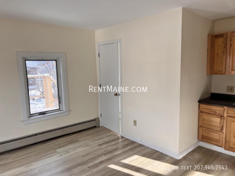 13 Adams St #5 - Photo 3 of 9