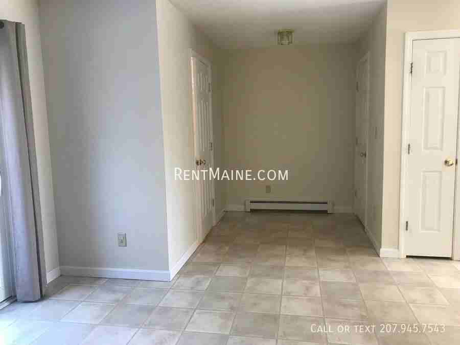 18 Patrick Dr - Photo 4 of 16