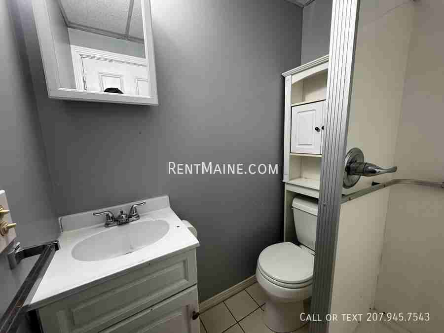 38 Oak St #3 - Photo 7 of 8