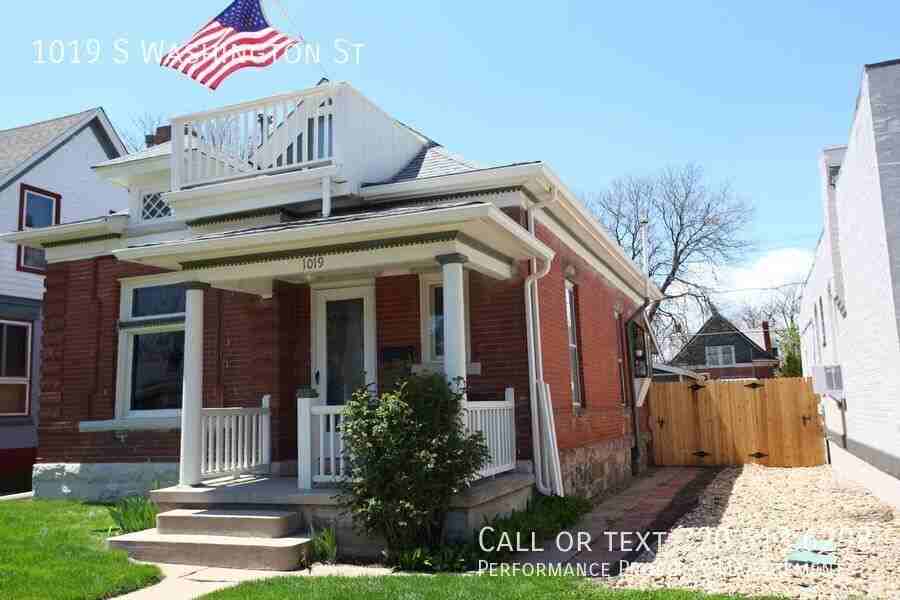 1019 S Washington St - Photo 2 of 32