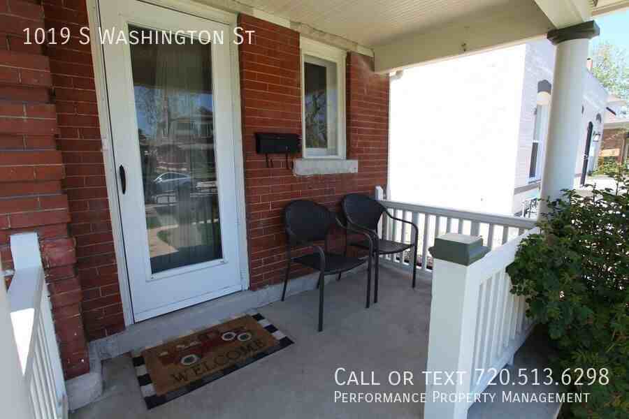 1019 S Washington St - Photo 3 of 32