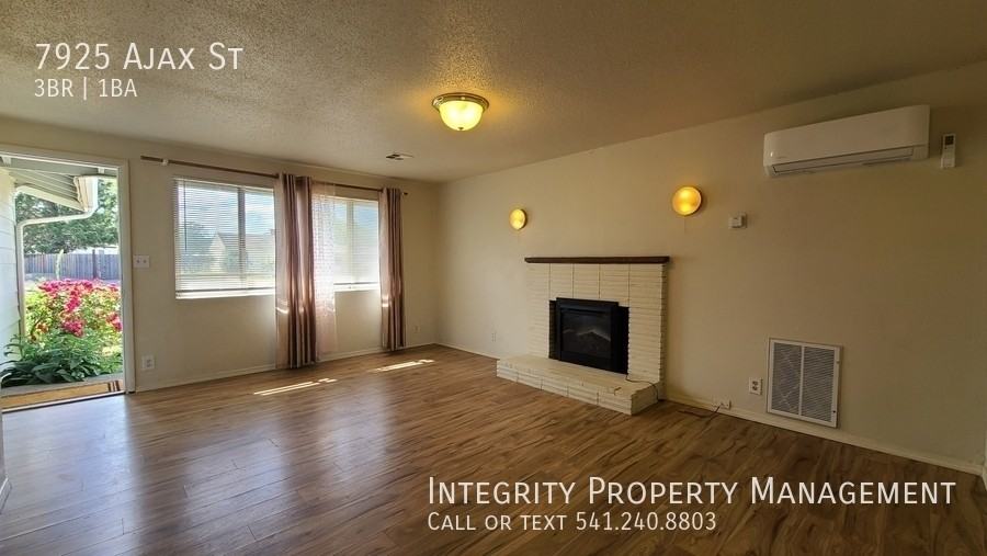 7925 Ajax St - Photo 7 of 20