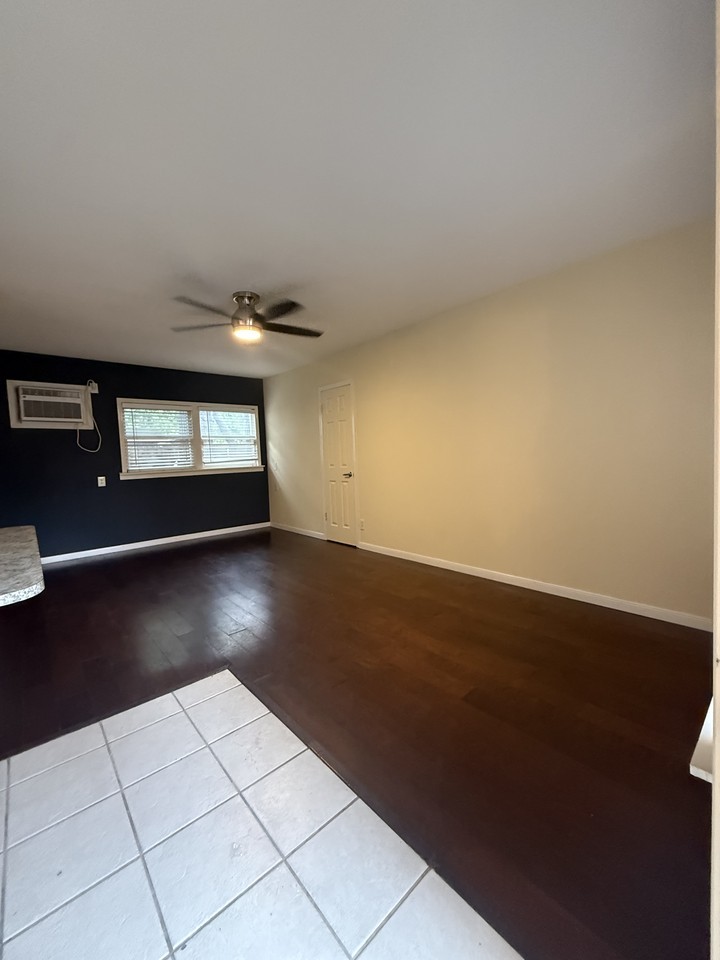 709 W 26th St #5 - Photo 5 of 20