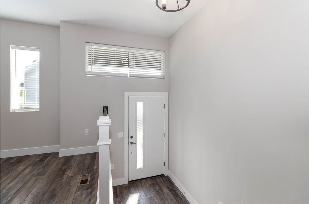 102 Stickley Dr - Photo 5 of 26