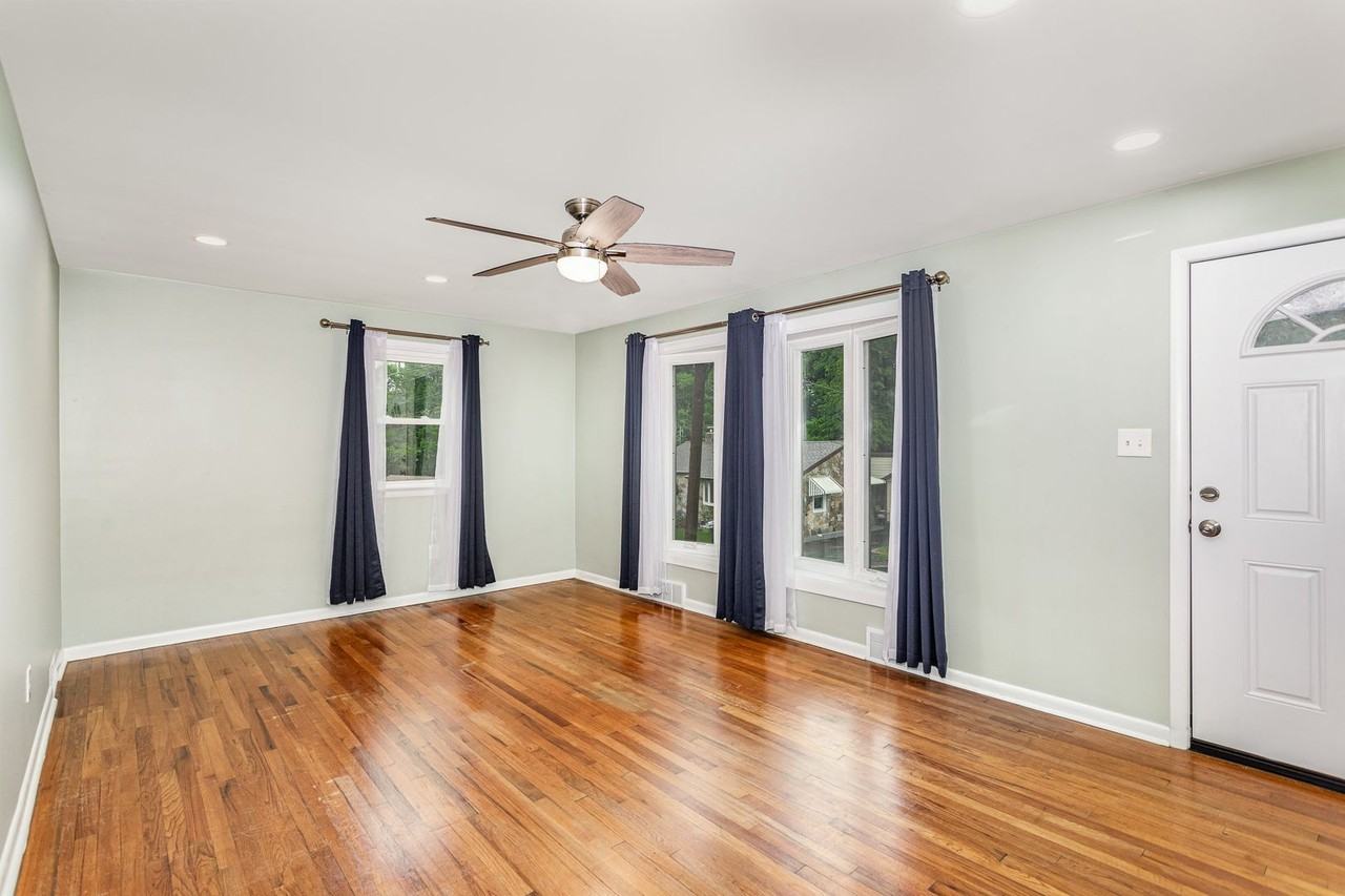 9 W Highland Ave - Photo 6 of 31