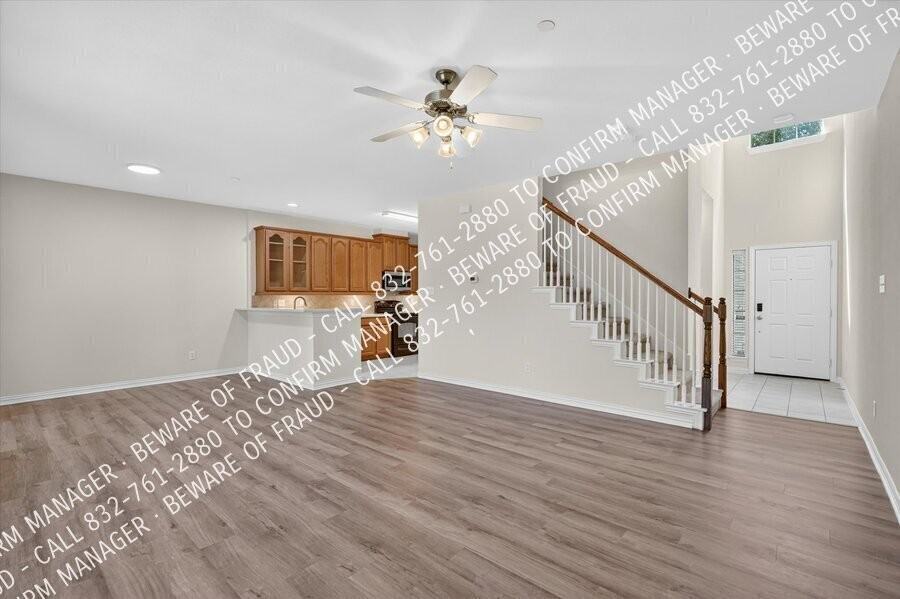 7932 Hannah St - Photo 3 of 29