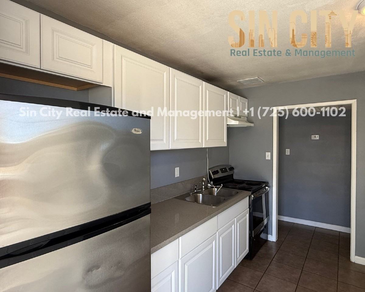 238 W Cleveland Ave #E - Photo 2 of 24