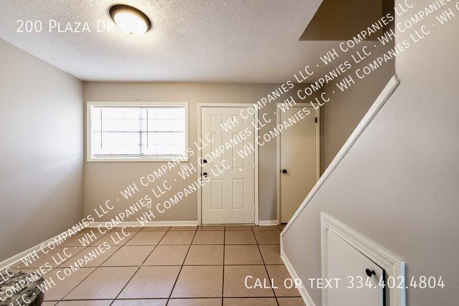 200 Plaza Dr #3 - Photo 6 of 40