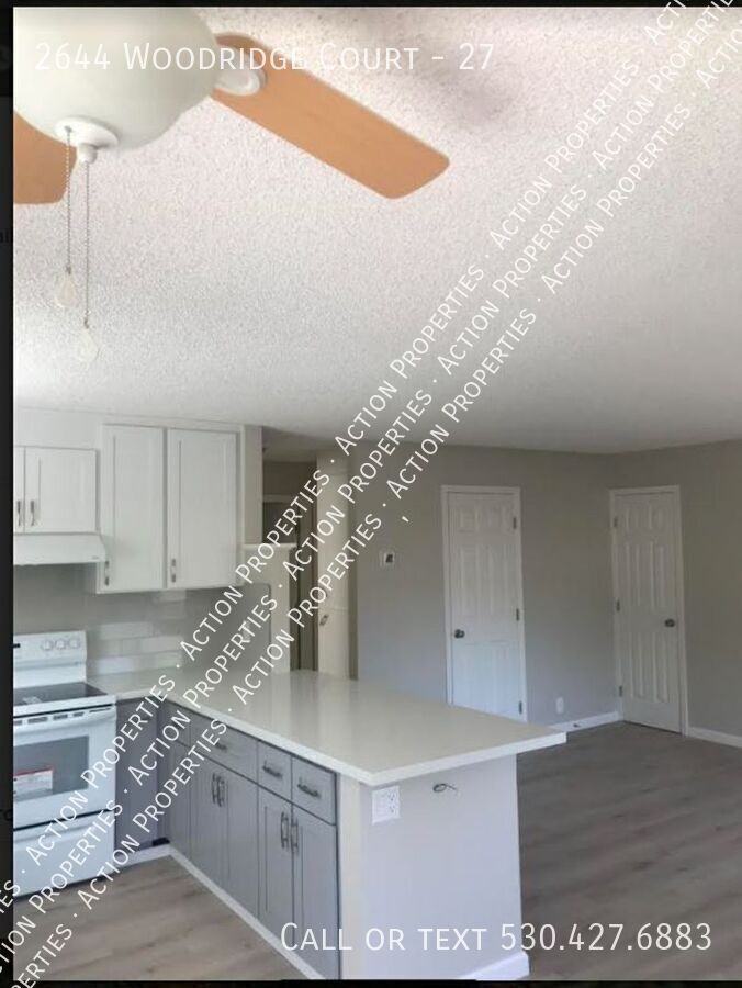 2644 Woodridge Ct #27 - Photo 3 of 9