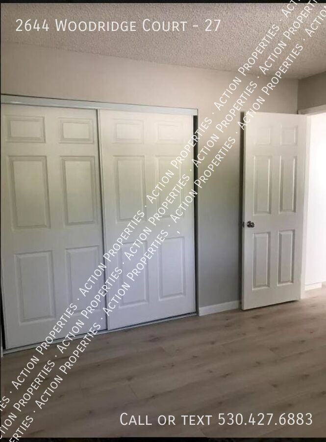 2644 Woodridge Ct #27 - Photo 4 of 9