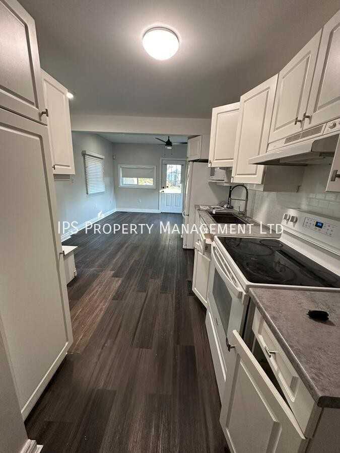 18 Montgomery Blvd - Photo 2 of 18