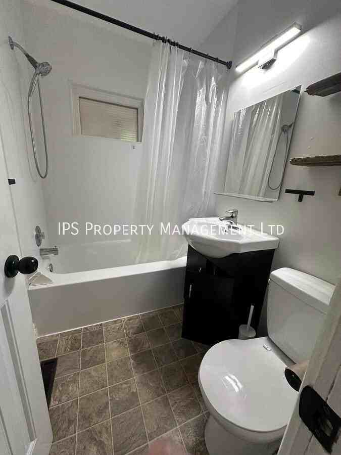 18 Montgomery Blvd - Photo 4 of 18