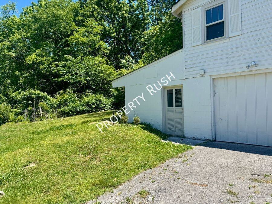 1820 Tunnel Blvd #A - Photo 2 of 13