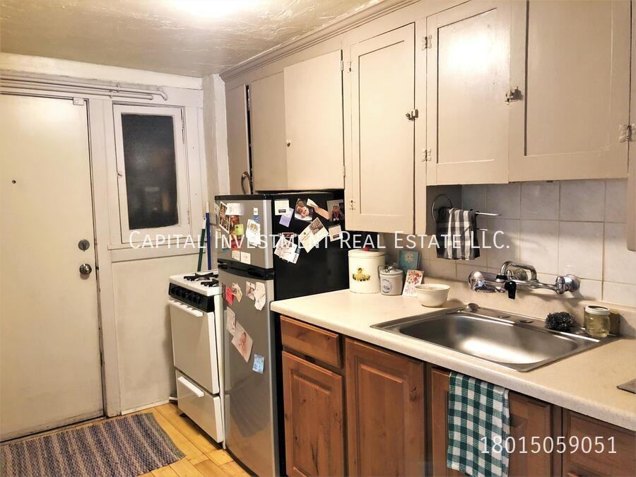 575 S 900 E #4 - Photo 4 of 13
