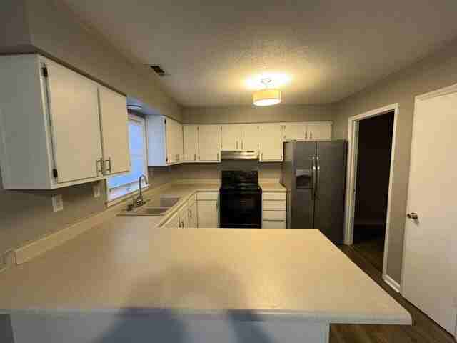 100 E-6 David Dr - Photo 4 of 14
