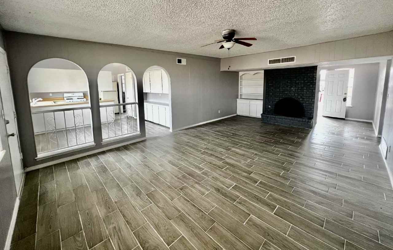 1618 Dale Douglas Dr - Photo 5 of 28
