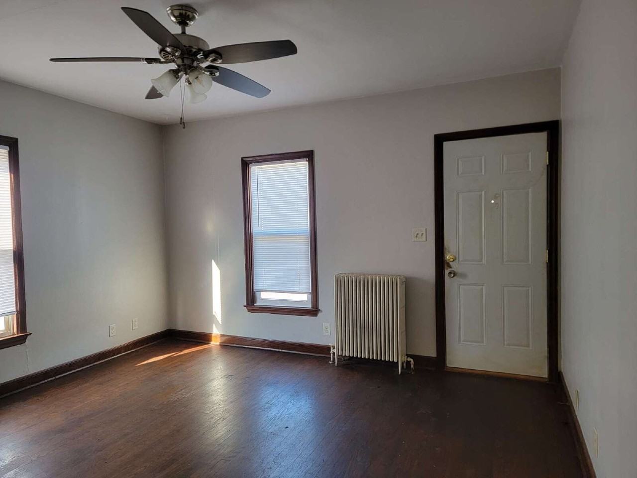 512 S Memorial Dr - Photo 2 of 13
