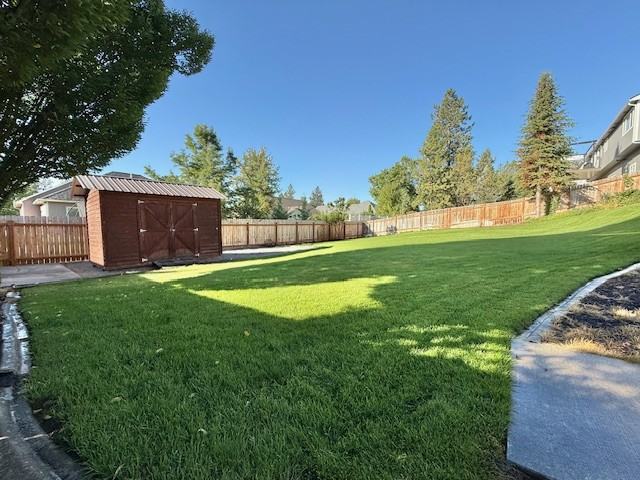 814 E Country Hill Ct - Photo 3 of 22