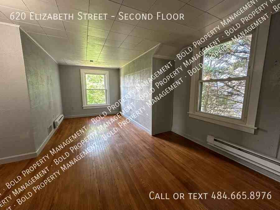 620 Elizabeth St #2ndFL - Photo 3 of 10