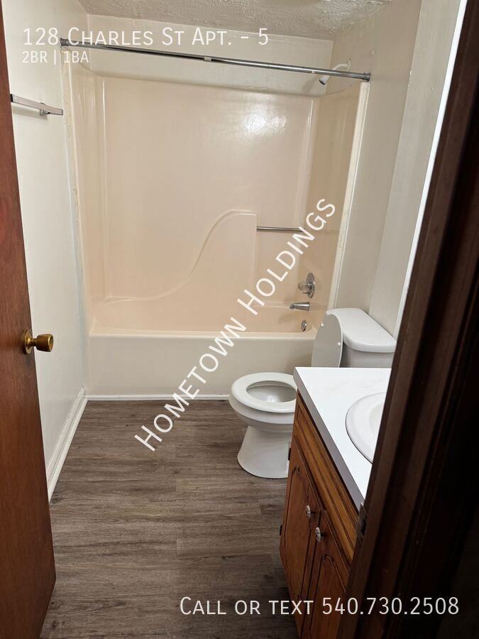 128 Charles St #5 - Photo 4 of 8