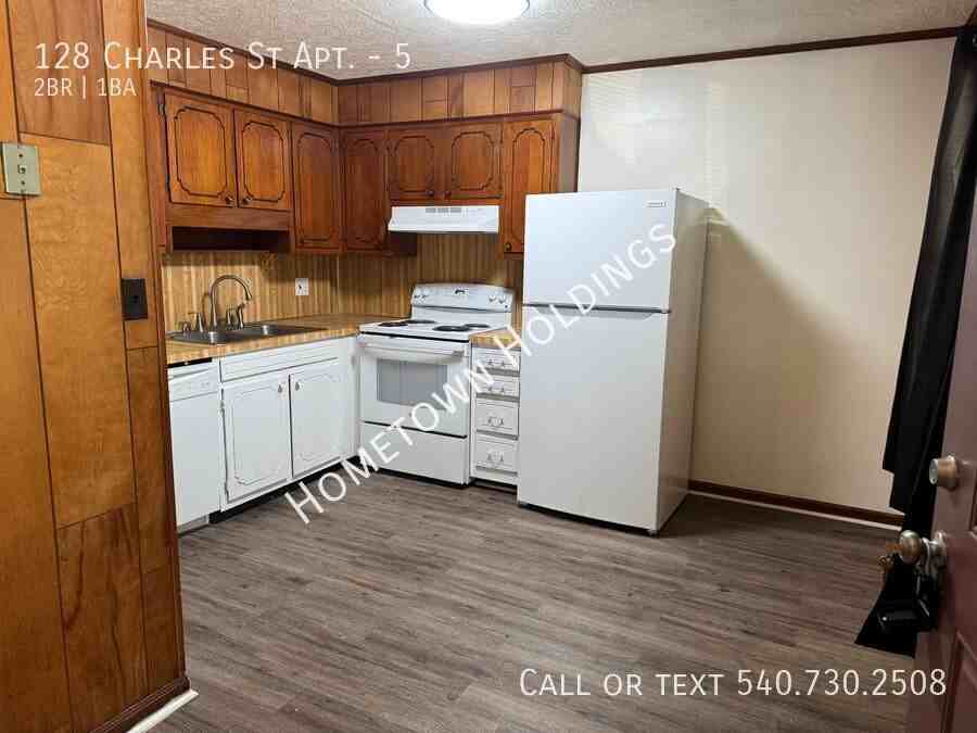 128 Charles St #5 - Photo 5 of 8