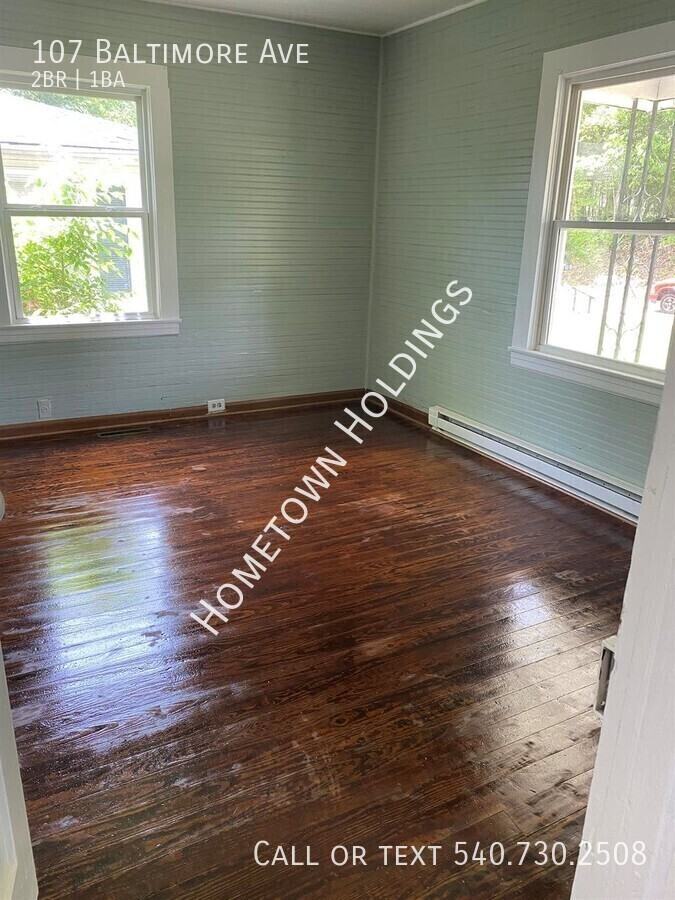 107 Baltimore Ave - Photo 4 of 7