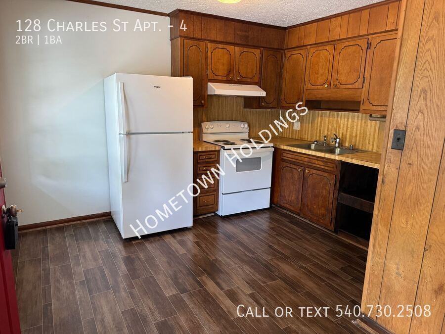 128 Charles St #4 - Photo 3 of 7