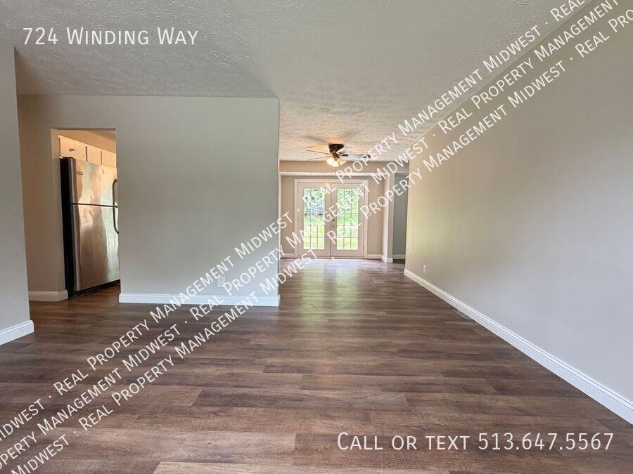 724 Winding Way - Photo 2 of 18