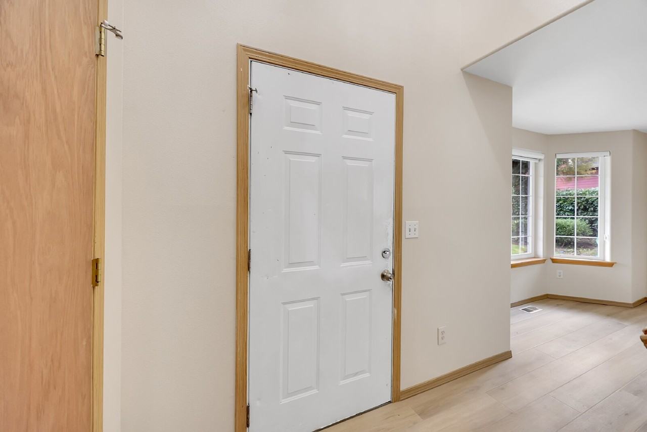 3223 S 133rd St - Photo 5 of 42