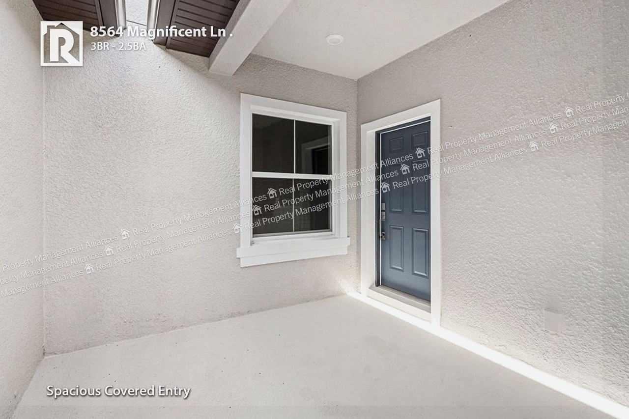 8564 Magnificent Ln - Photo 3 of 27