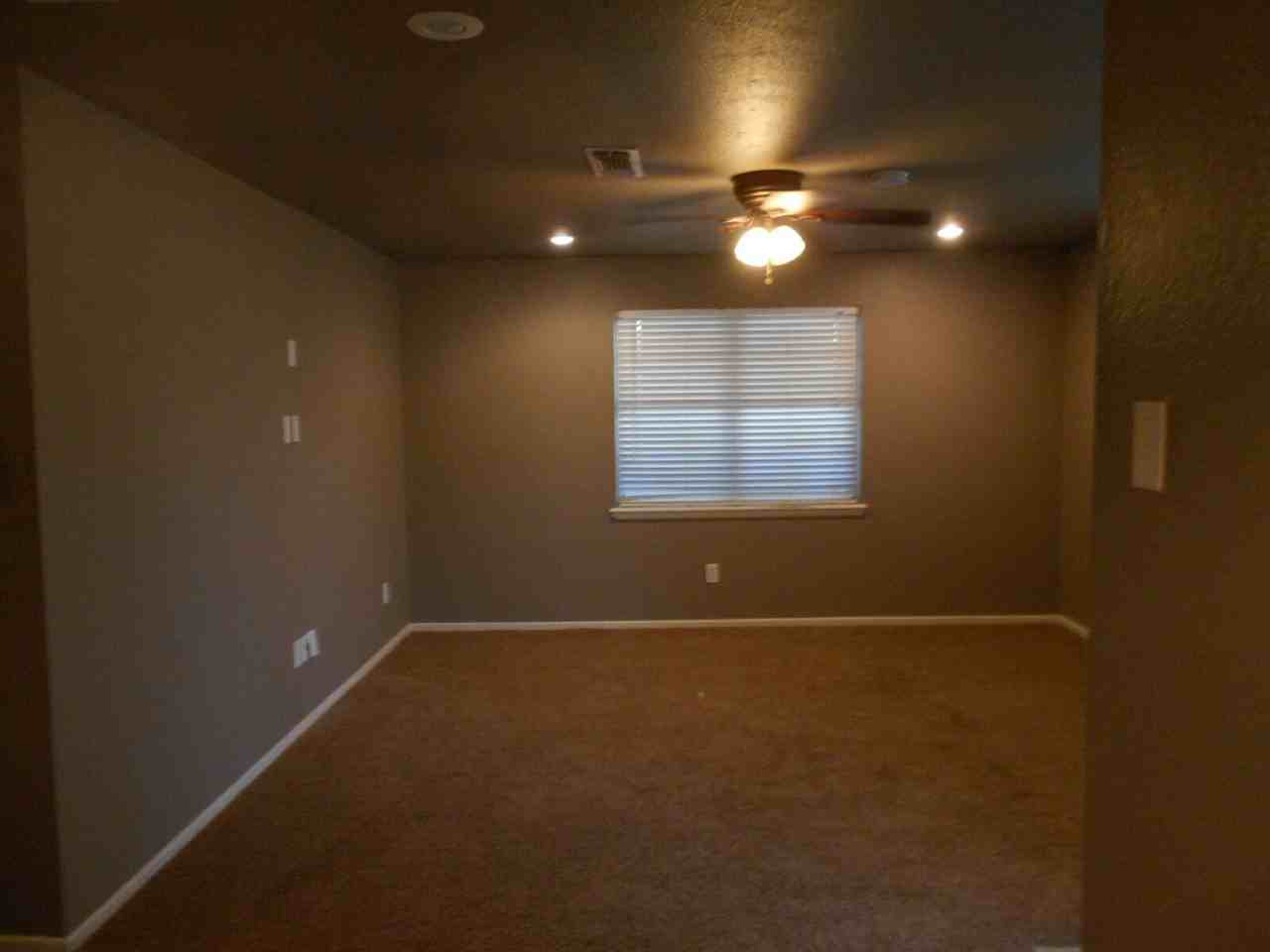 6506 24th St - Photo 5 of 14